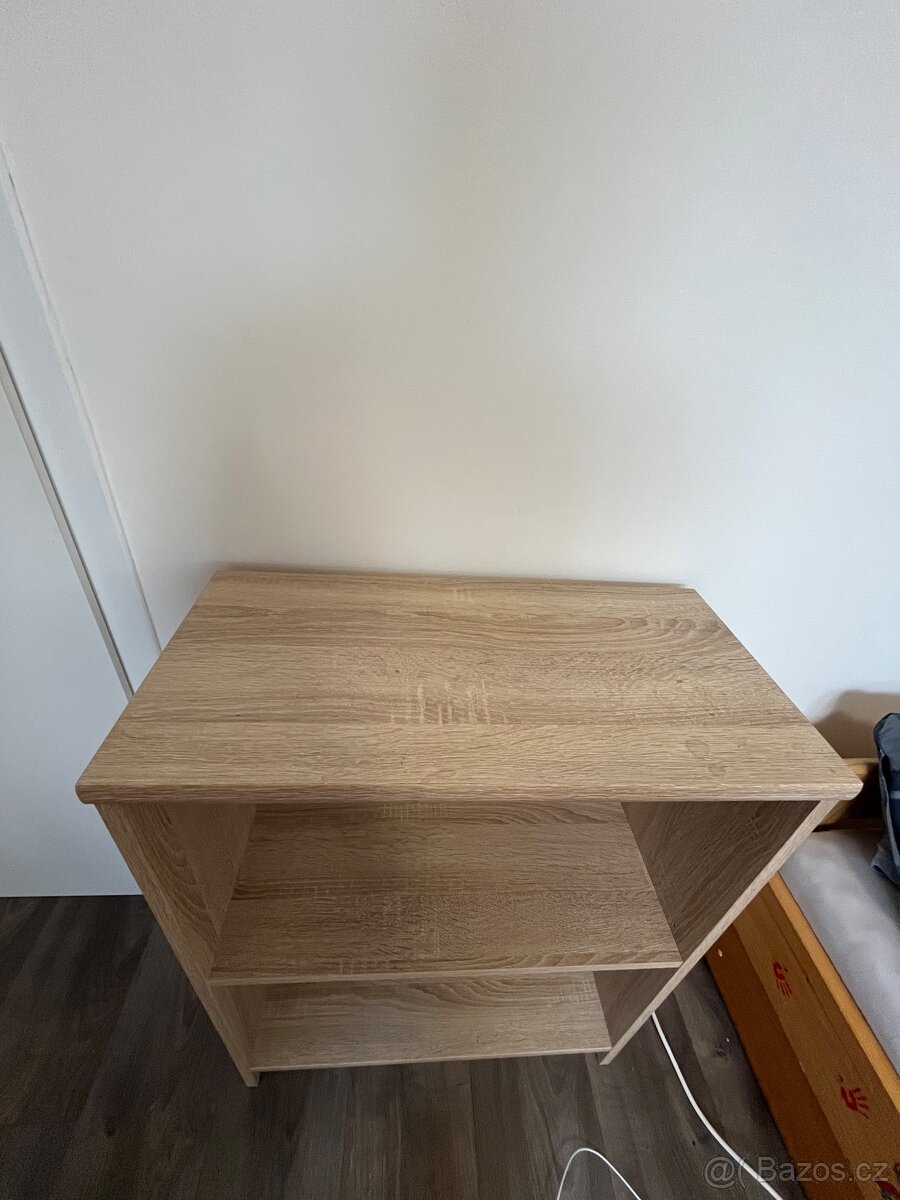 Noční stolek - 2