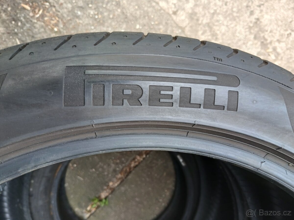2ks letní pneu 255/40 r19 - 2