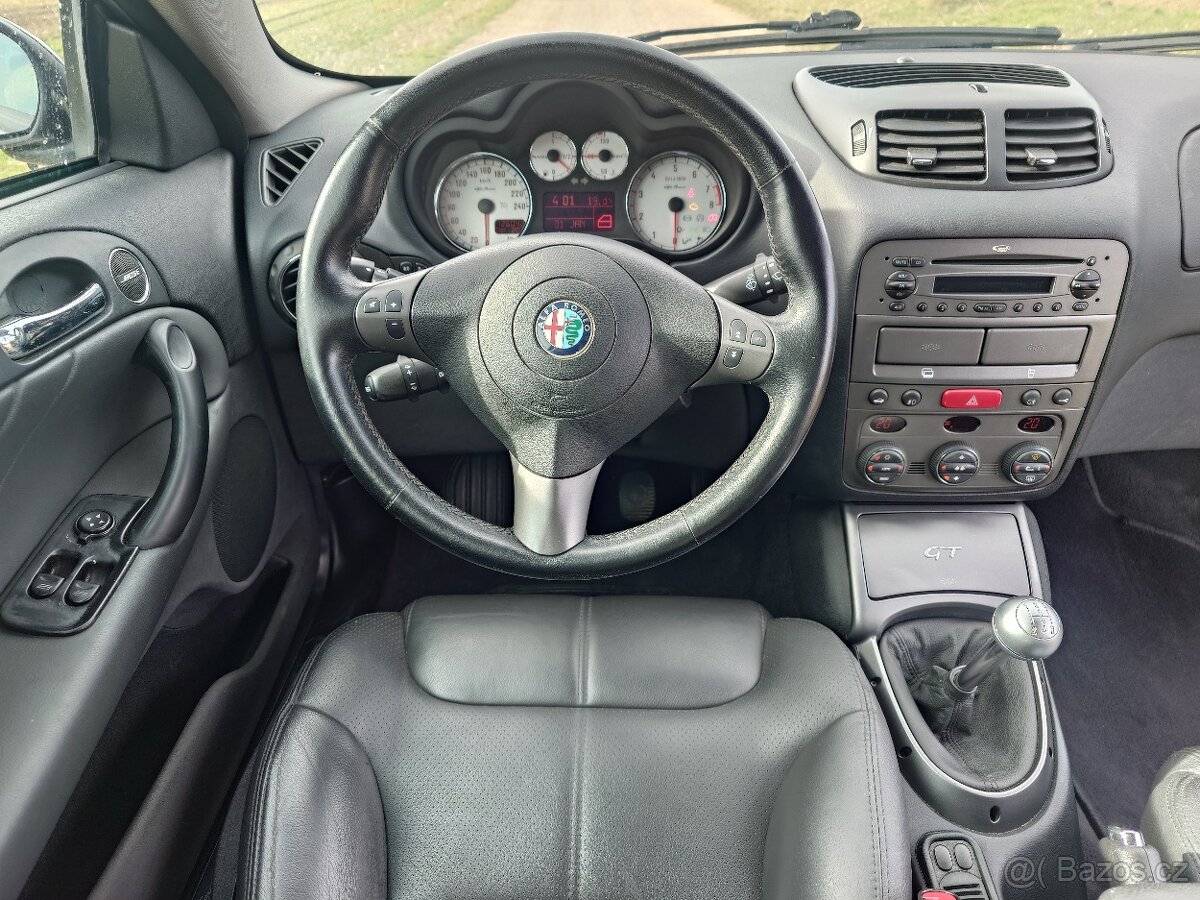 Alfa Romeo GT 2.0 JTS - 2