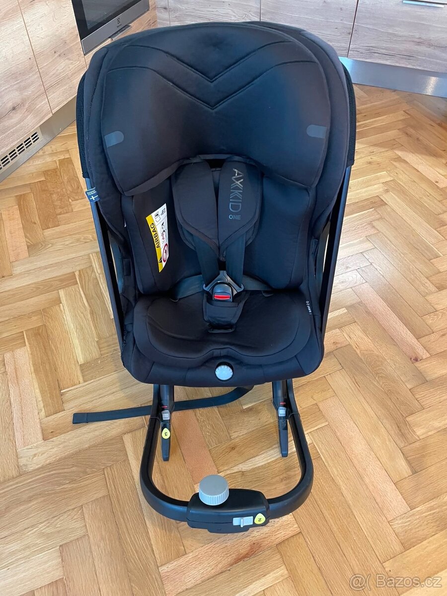 Axkid One protisměrná sedačka - 2