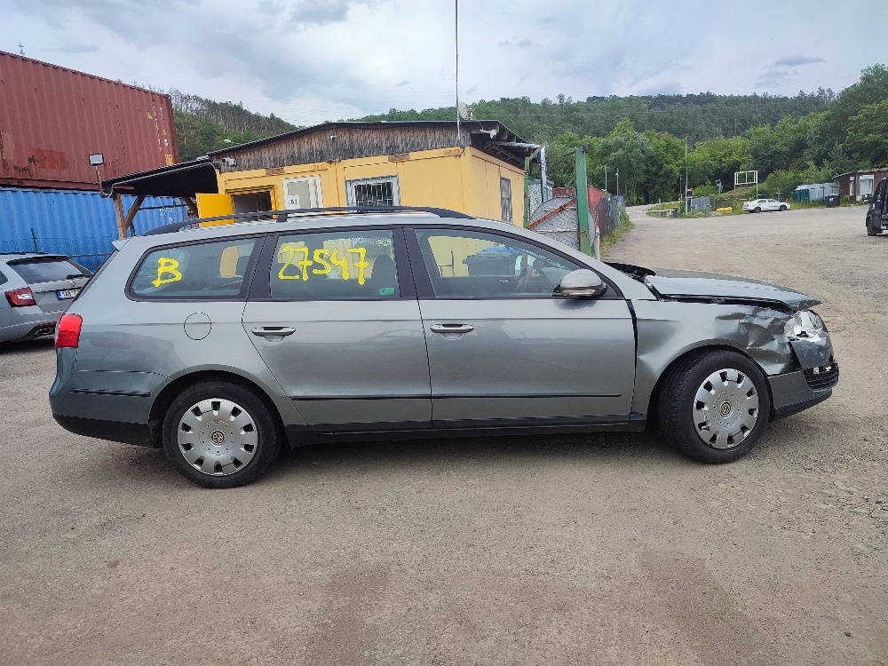 VW Passat č. 27547 - 2