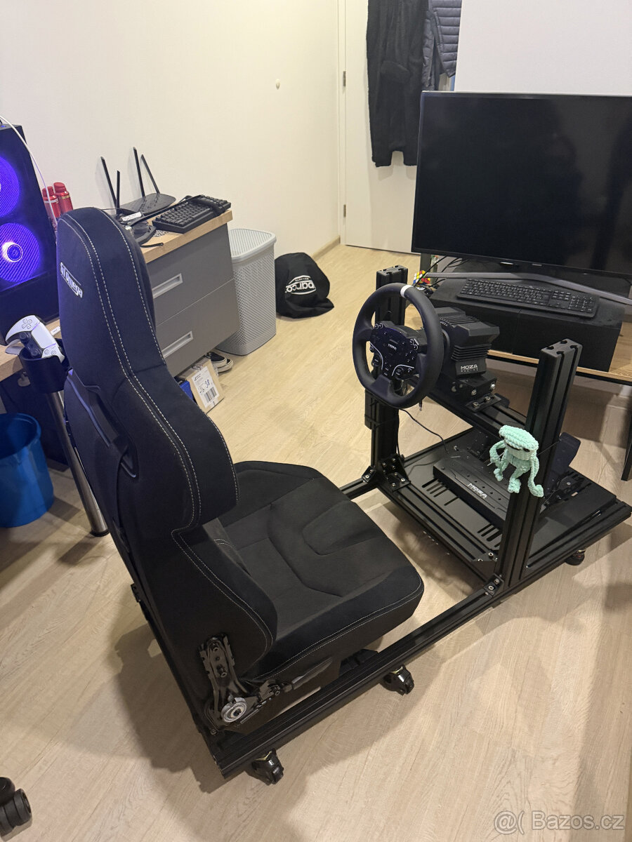 Závodní kokpit (simulátor) PRIME Lite-R + Moza R5 - 2