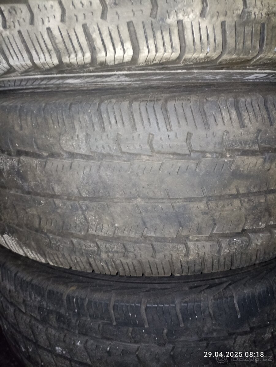 Originální sada celoročních pneu VW Transporter 5x120  R1 6 - 2