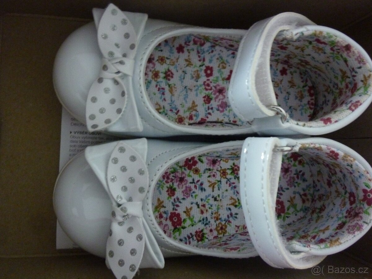 Společenská obuv vel.21 nebo vel.24 - 2