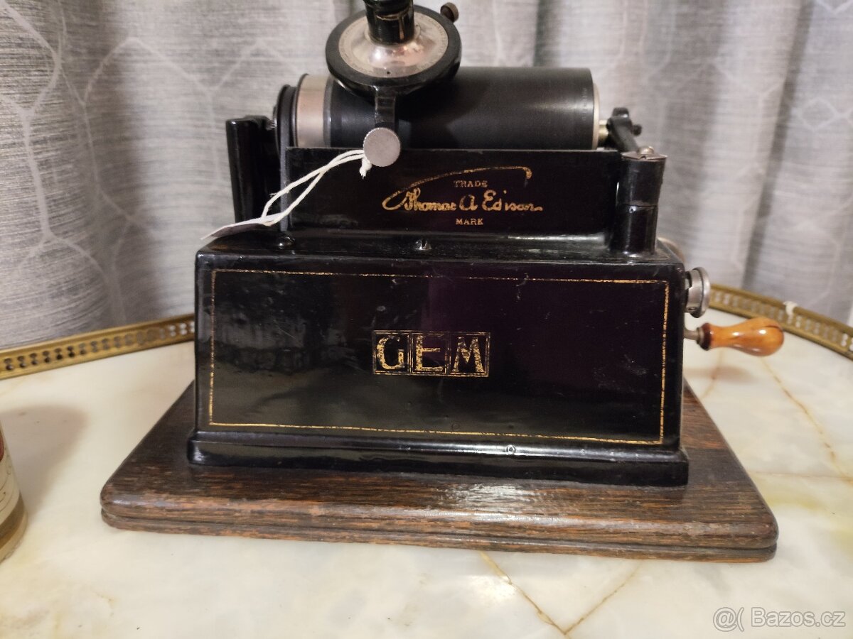 Originál Edisonův fonograf - 2