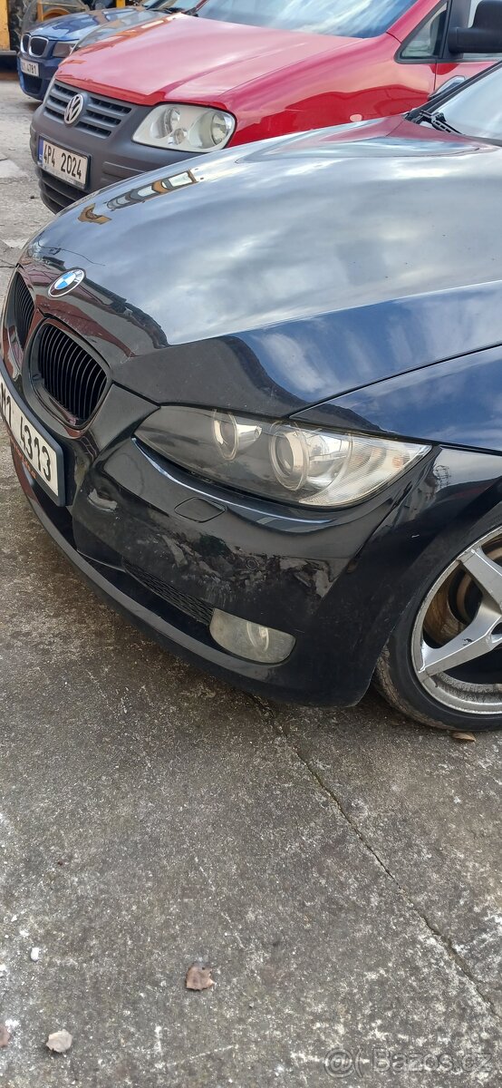 Prodám BMW e90 330xd NEPOJIZDNÉ - 2