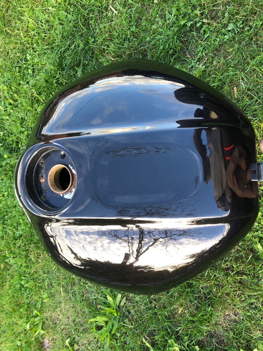 Nádrž Yamaha YZF-R1, 1998 - 2