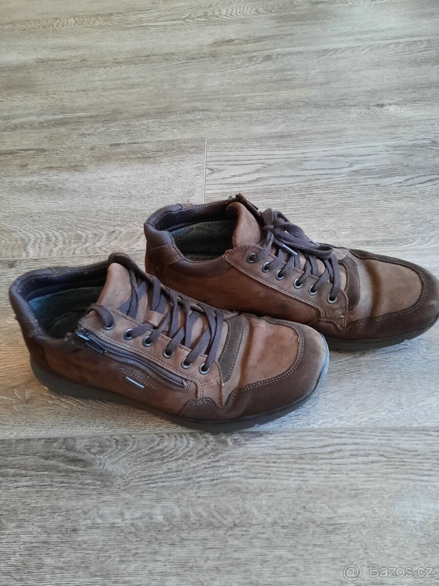 Zimní boty s Goretexovou membránou (málo nošené) vel.43 - 2