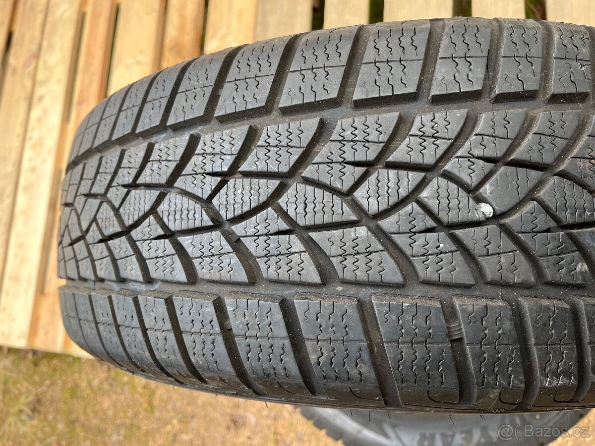 Zimní pneumatiky Good Year 205/60R16 92H - 2
