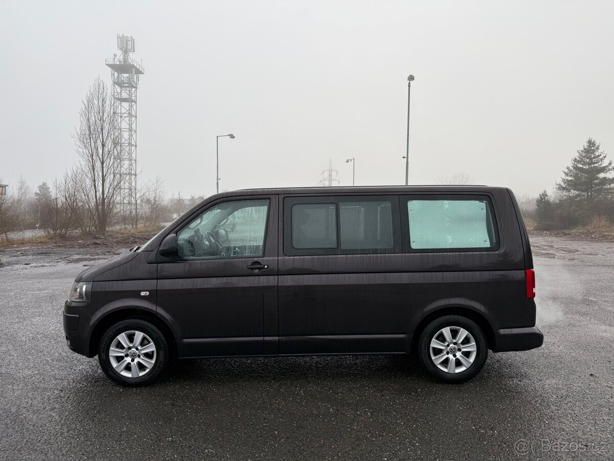Volkswagen Multivan T5.1 103kw - 2
