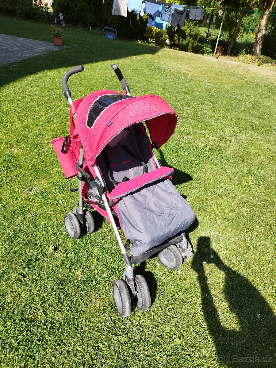 Kočárek Chicco - 2