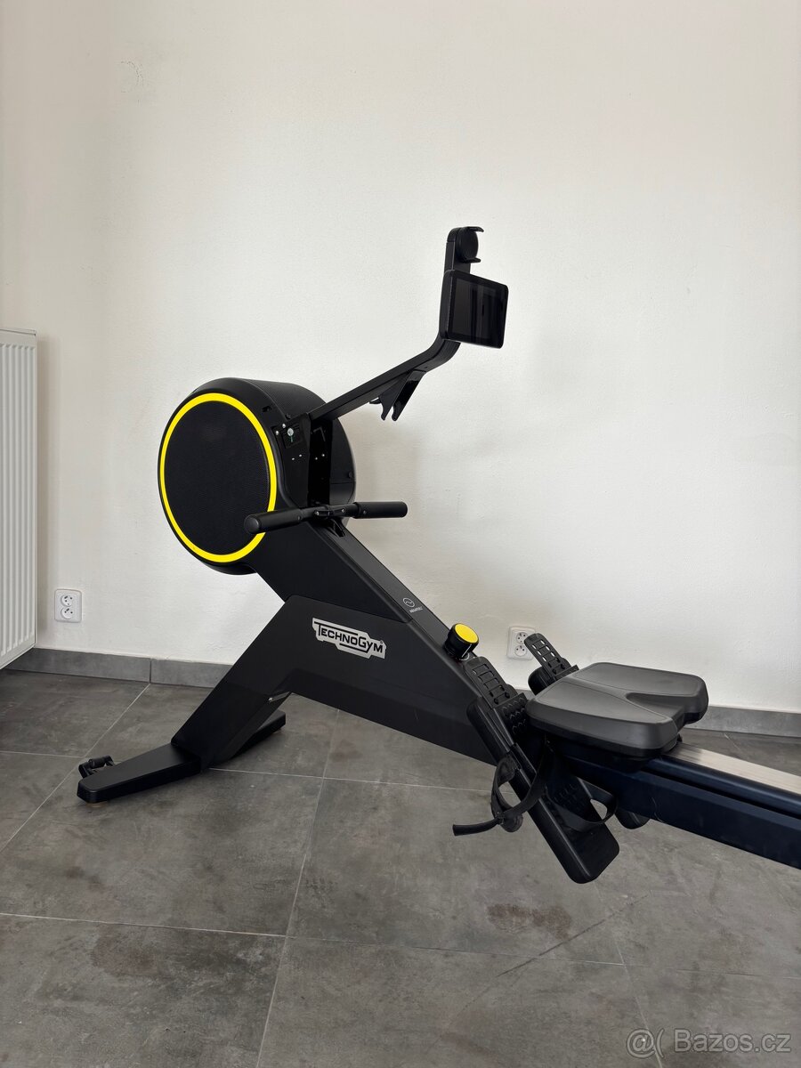 Technogym Skillrow – profesionální veslovací trenažér 🟩 - 2