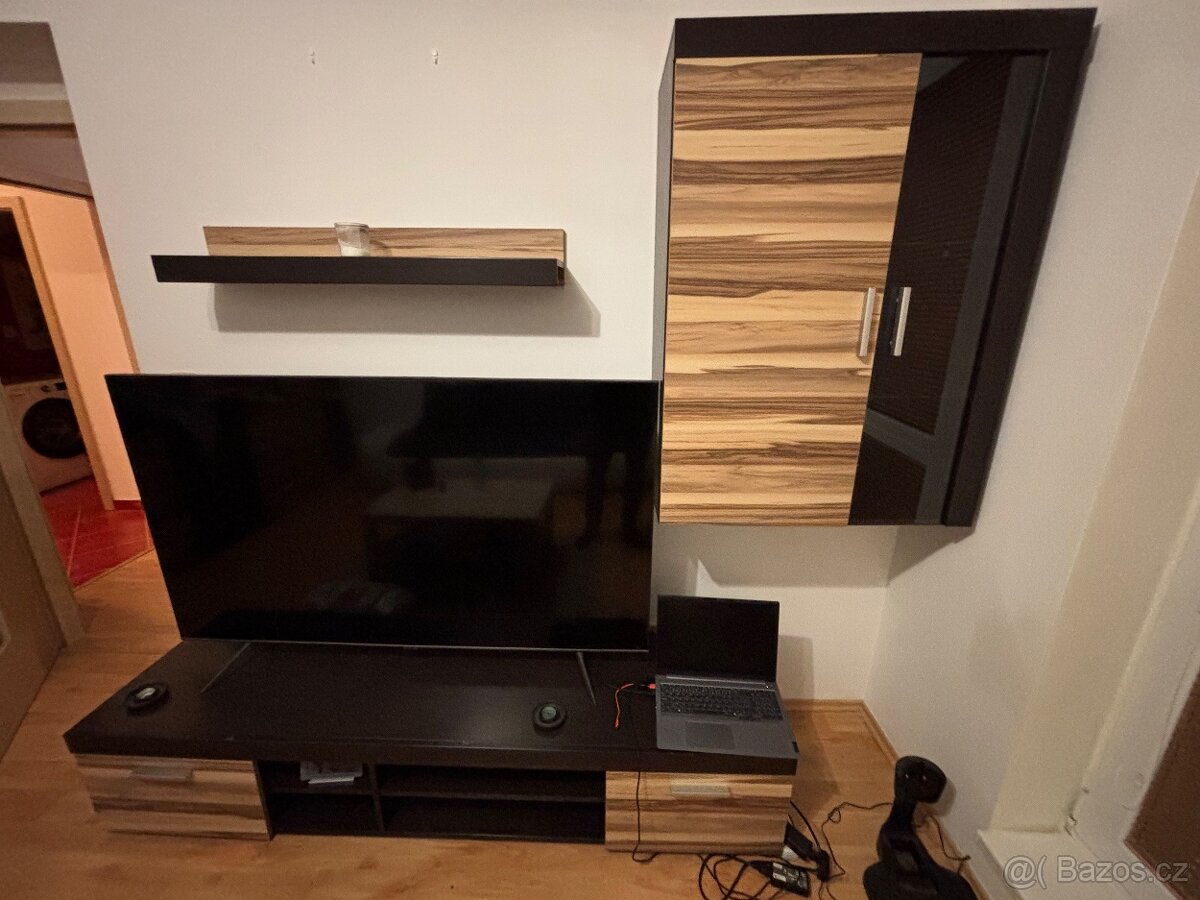 Moderní obývací stěna - 2