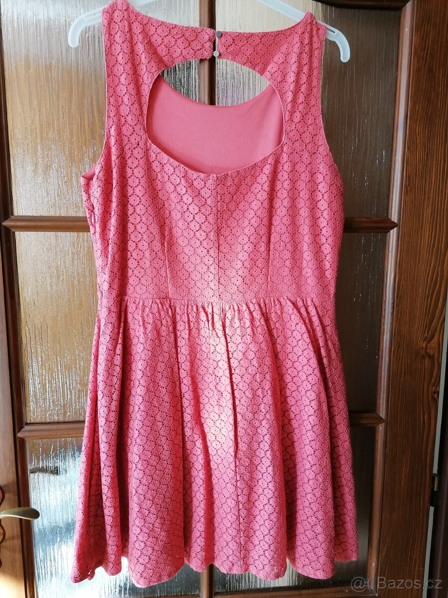 Dámské krajkové šaty korálové ONLY 42 - 2