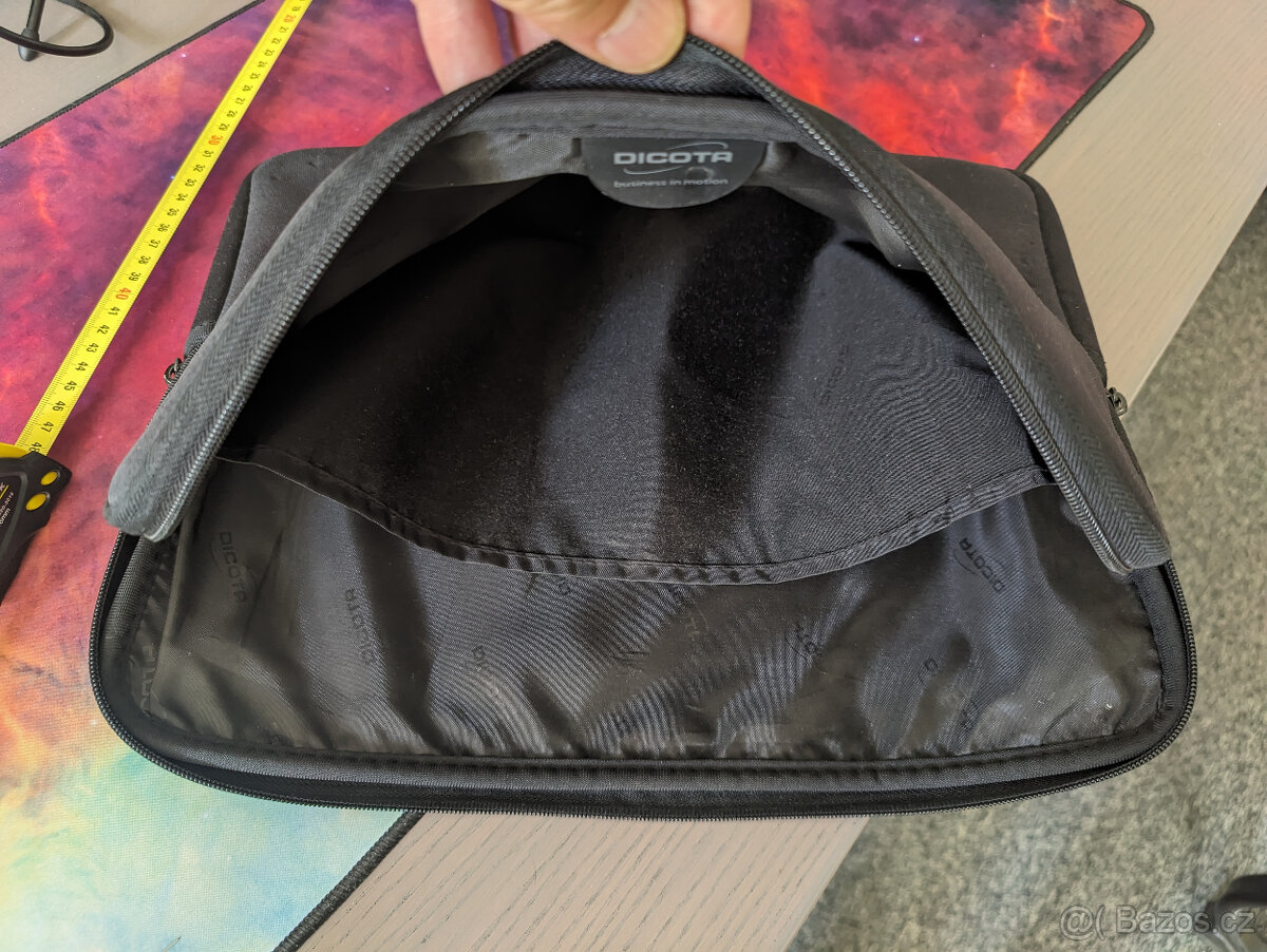 Pouzdro na notebook 15” Dicota - 2