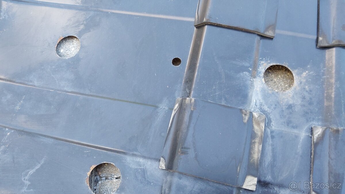 Ssangyong Rexton – Kryt nádrže - 2