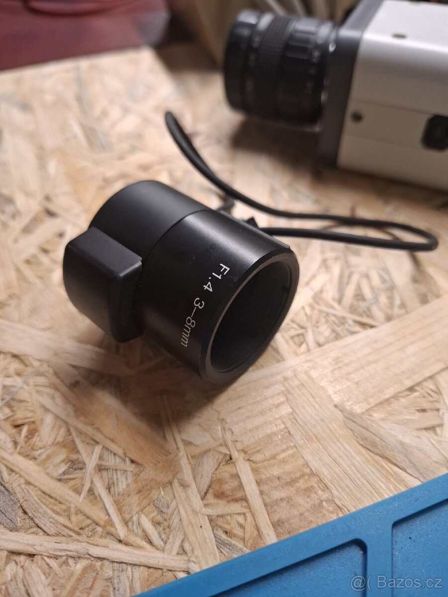 2x kamera SONY CCTV SSC-E438P + objektivy - 2