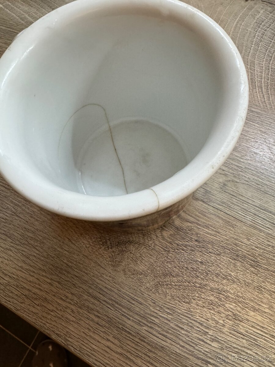 Dva hrnky prodána nevěsta - 2