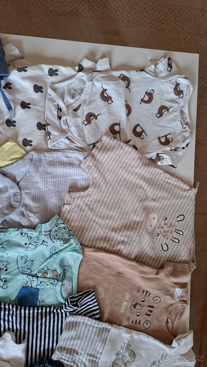 Velikost 68 pro věk 3-6 měsíců a 74 - 2