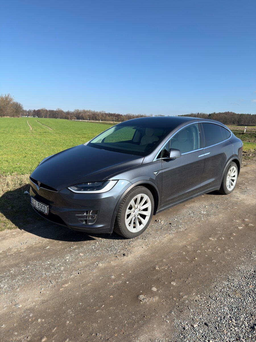 TESLA X - 2