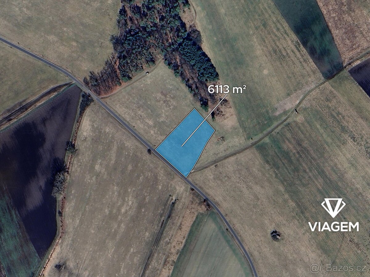 Pole 6 113 m² - 2