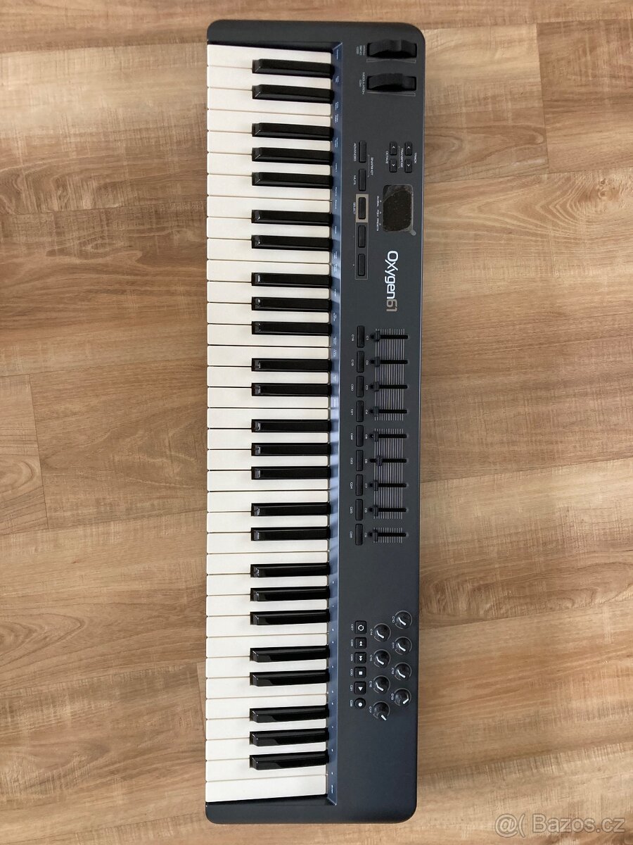 M-Audio Oxygen 61 - 2