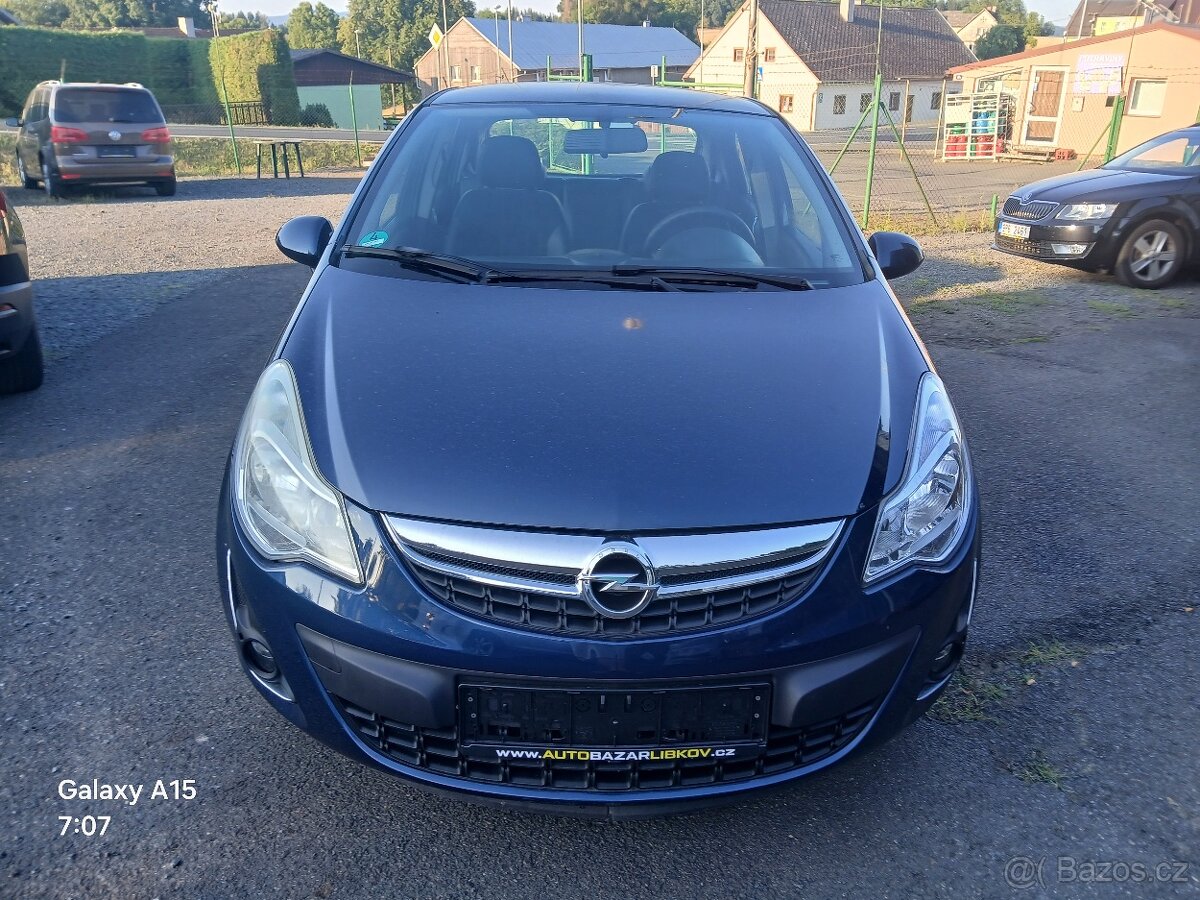 Opel Corsa D 1.2 16v - 2