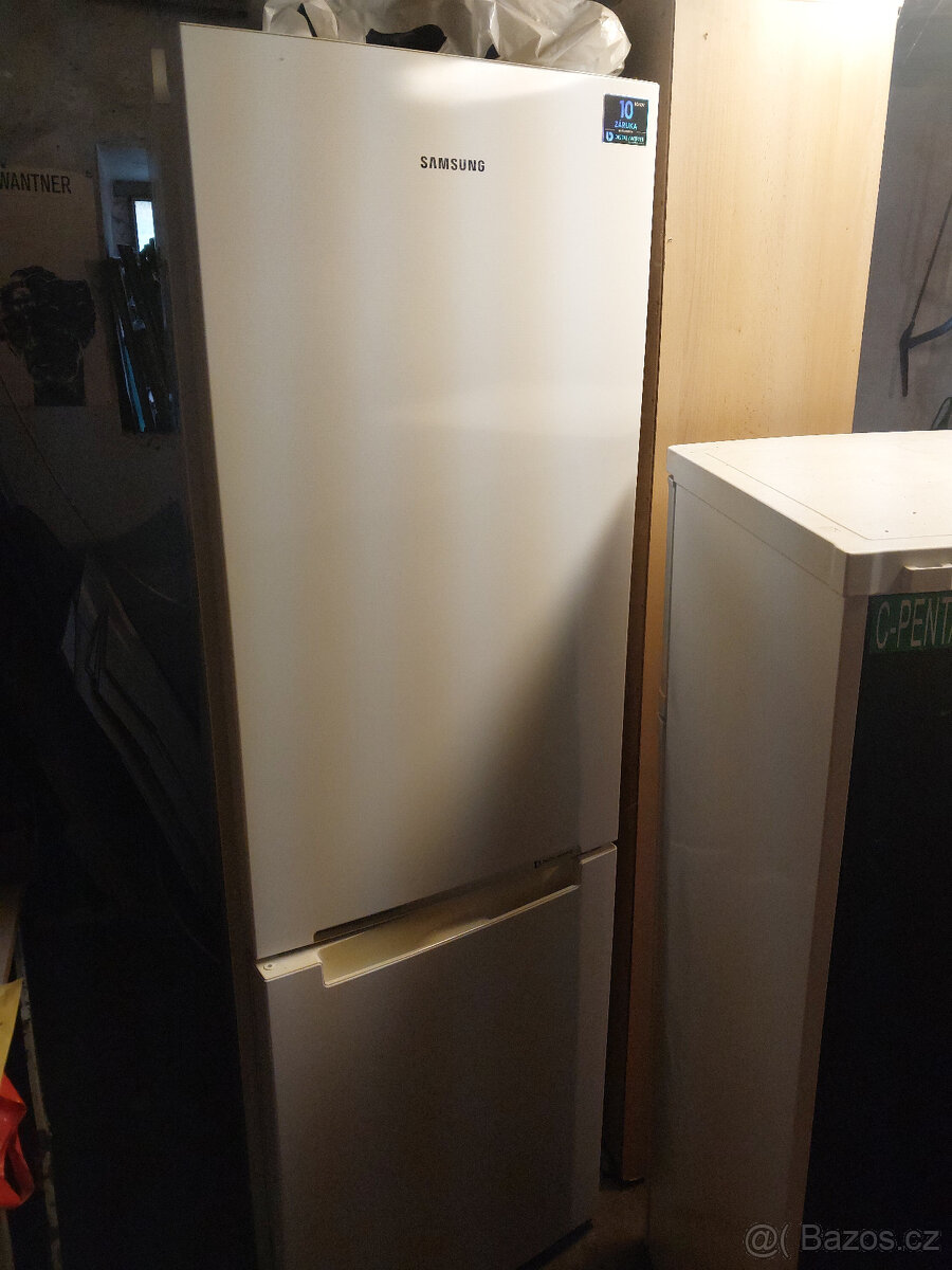 Lednice s mrazákem SAMSUNG - 2
