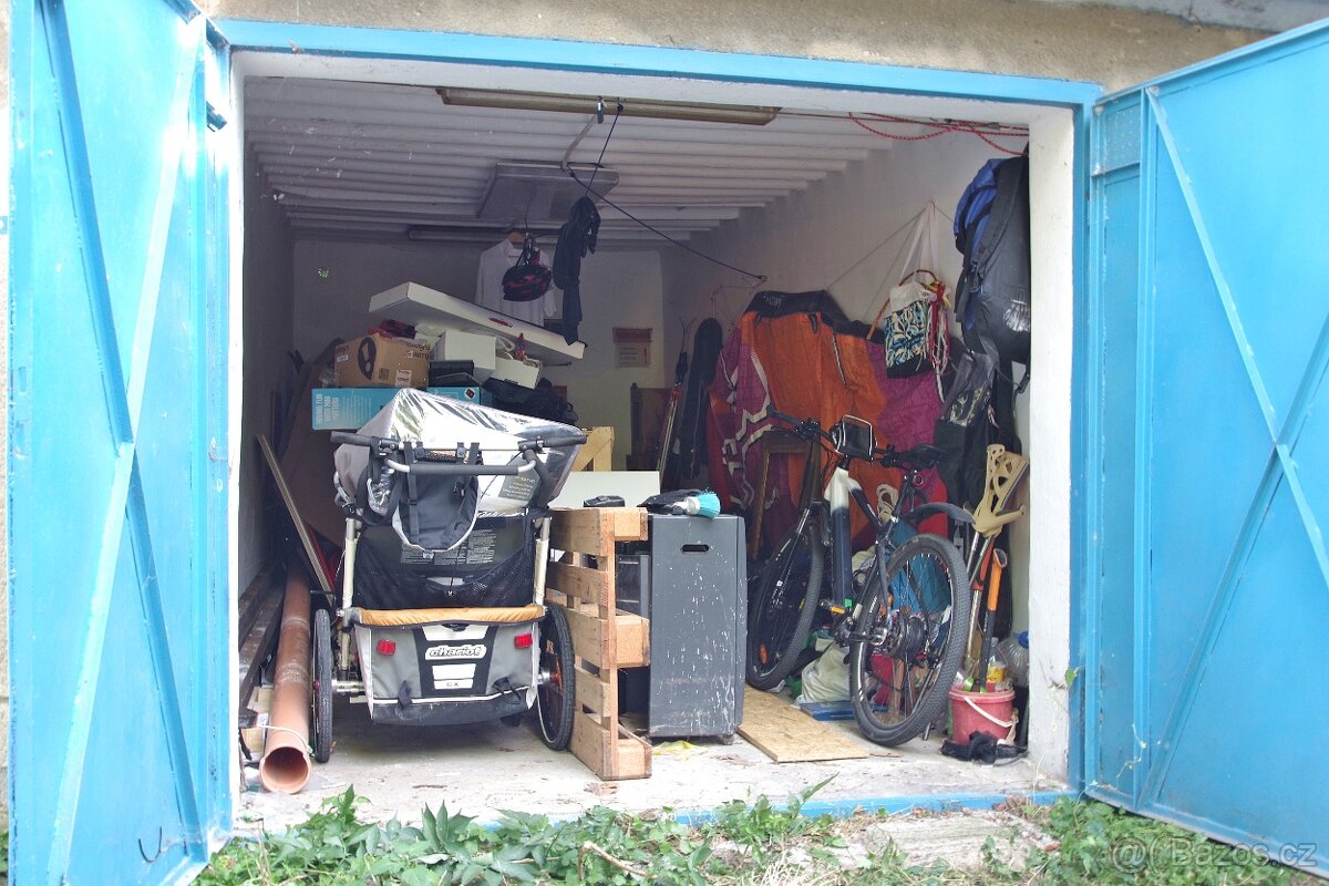 Garáž 22 m² Brno - Černovice ul. Kneslova - 2