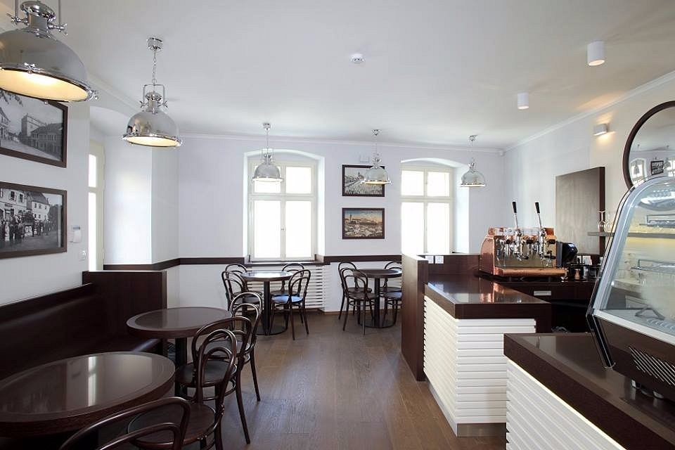 Kavárna vybavení- komplet včetně TOP kávovaru - 2