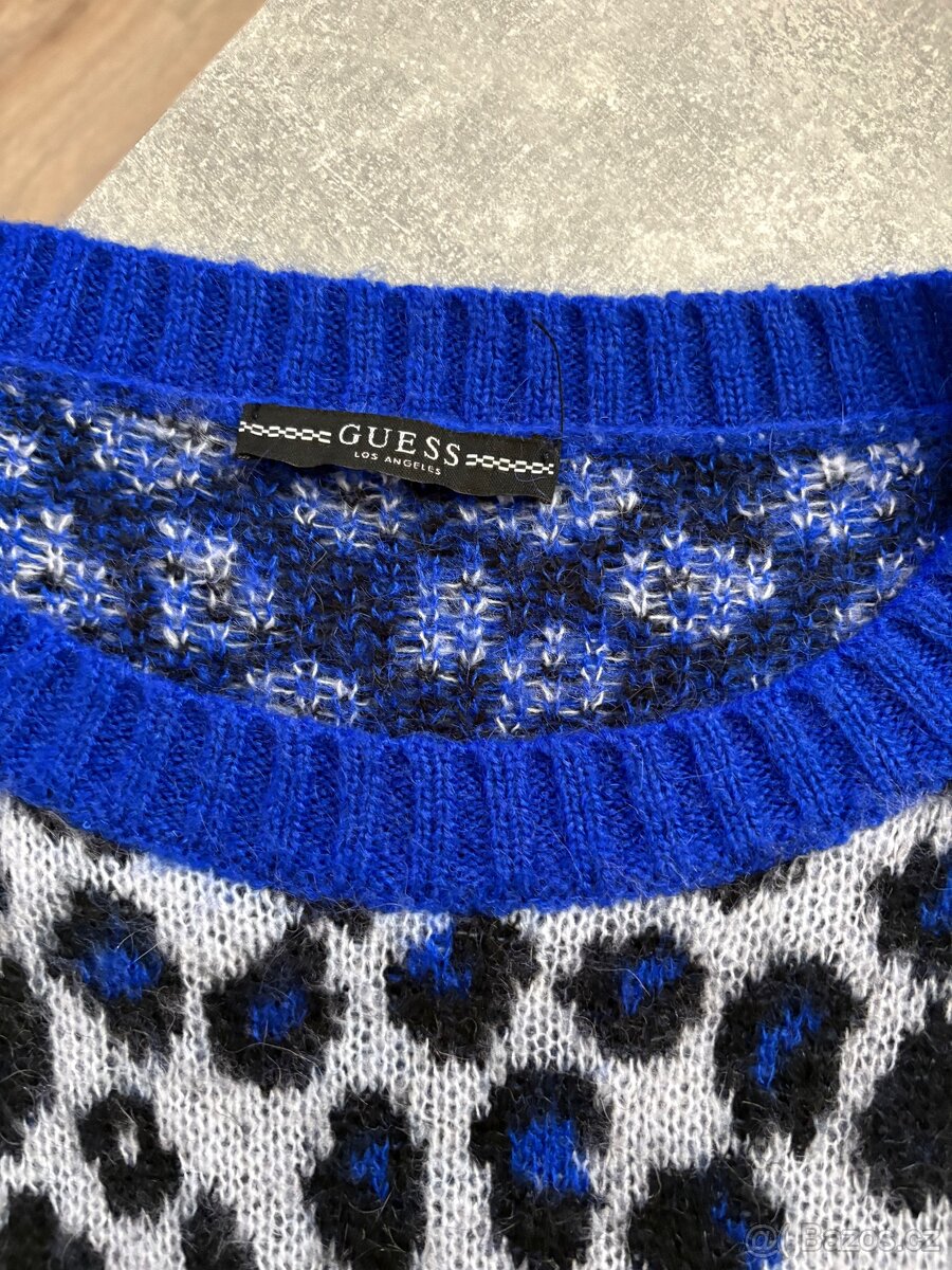 Guess svetr - 2