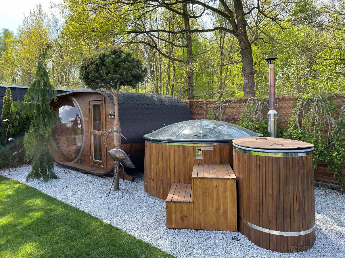 Oválná sauna s panoramatickým oknem - 2