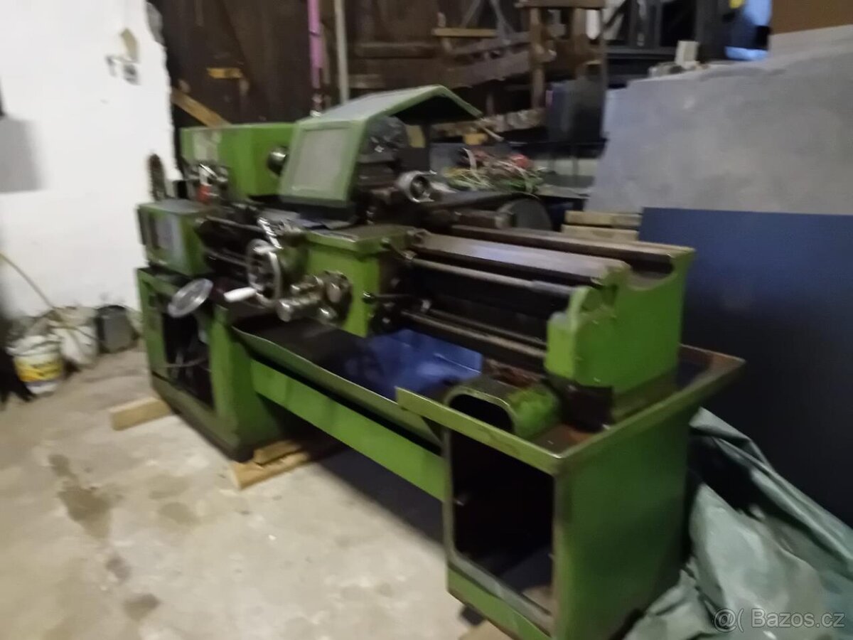 Hrotový soustruh TOS SV 18 RA/750 - 2