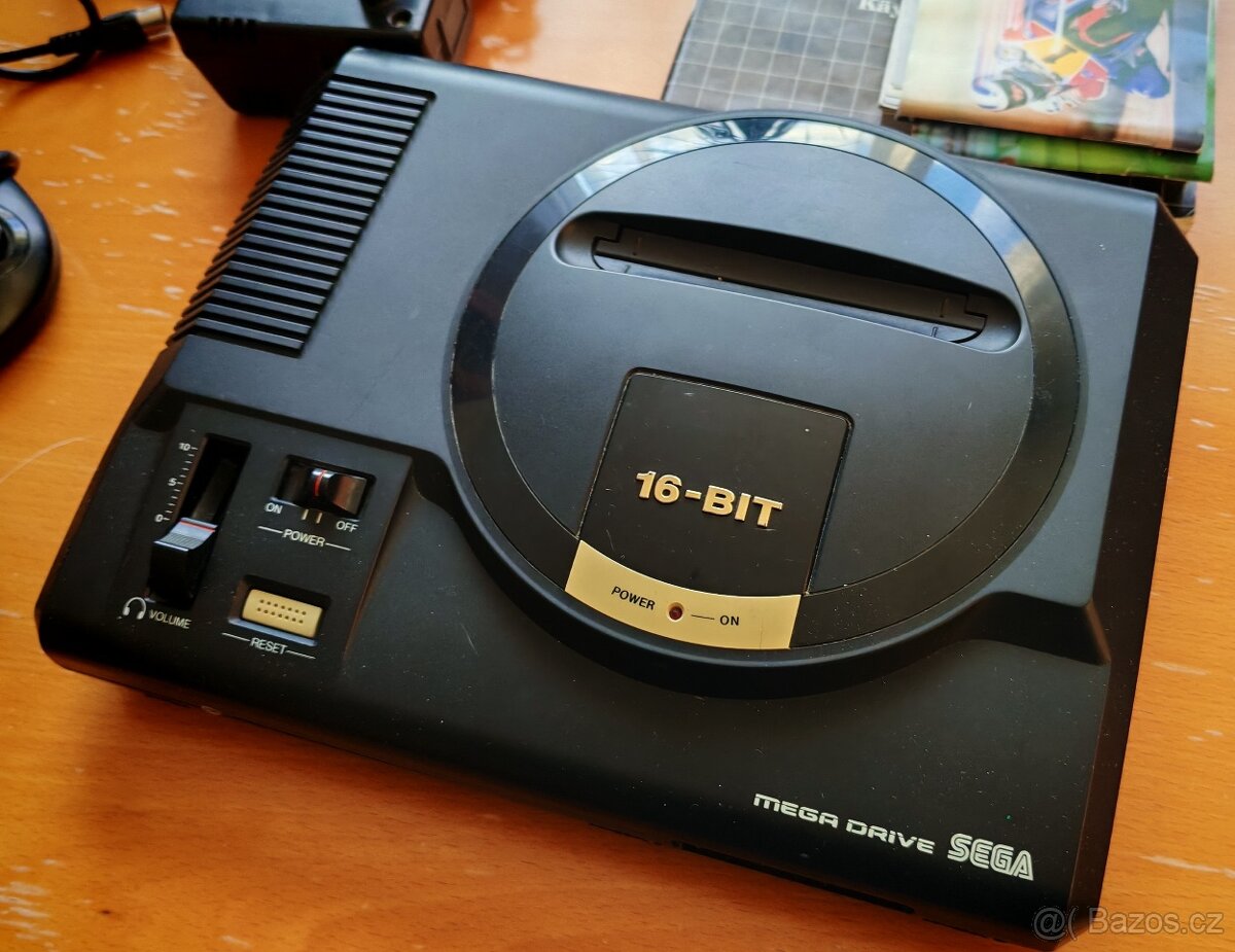Sega Mega Drive + 2 ovladače + 2 hry - 2