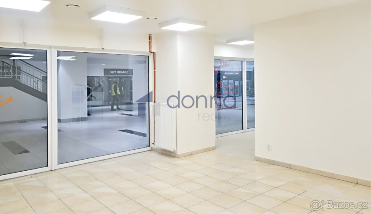 Pronájem obchodního prostoru 60,3m², ul. Prusíkova, Praha 5 - 2