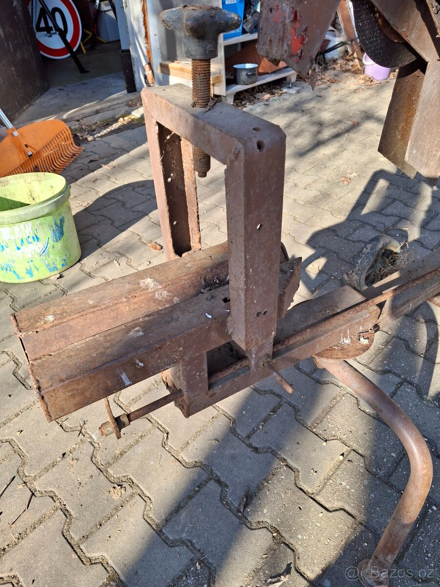 Rozbrušovací pila na kov - 2