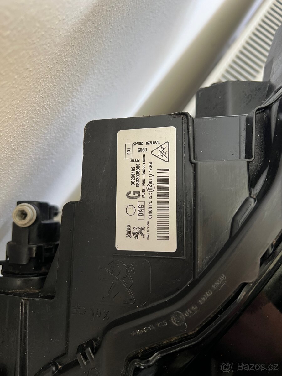 Levé FULL LED přední světlo Peugeot 208 / 2008 II - 2