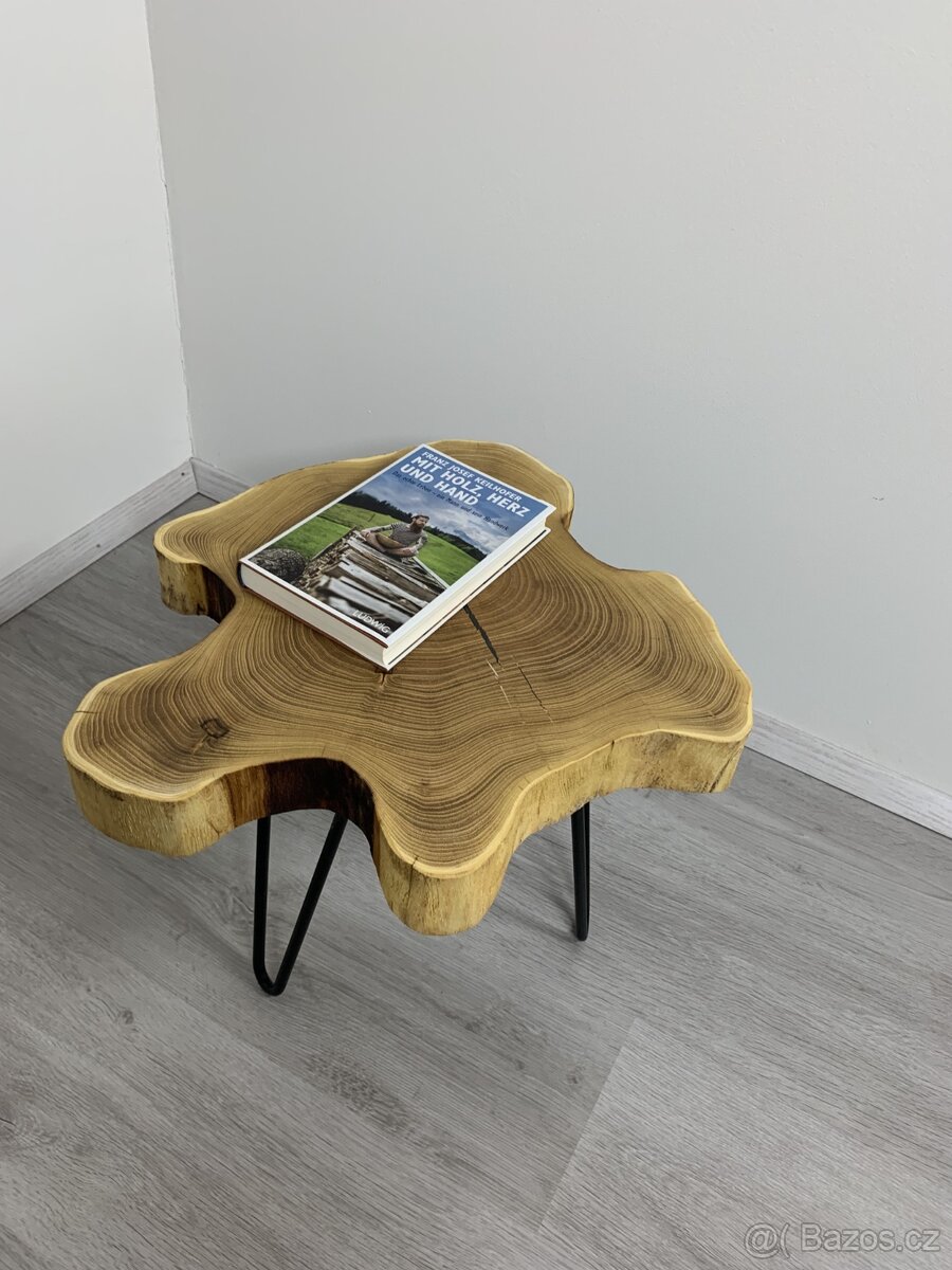 Konferenční stolek akát - 2