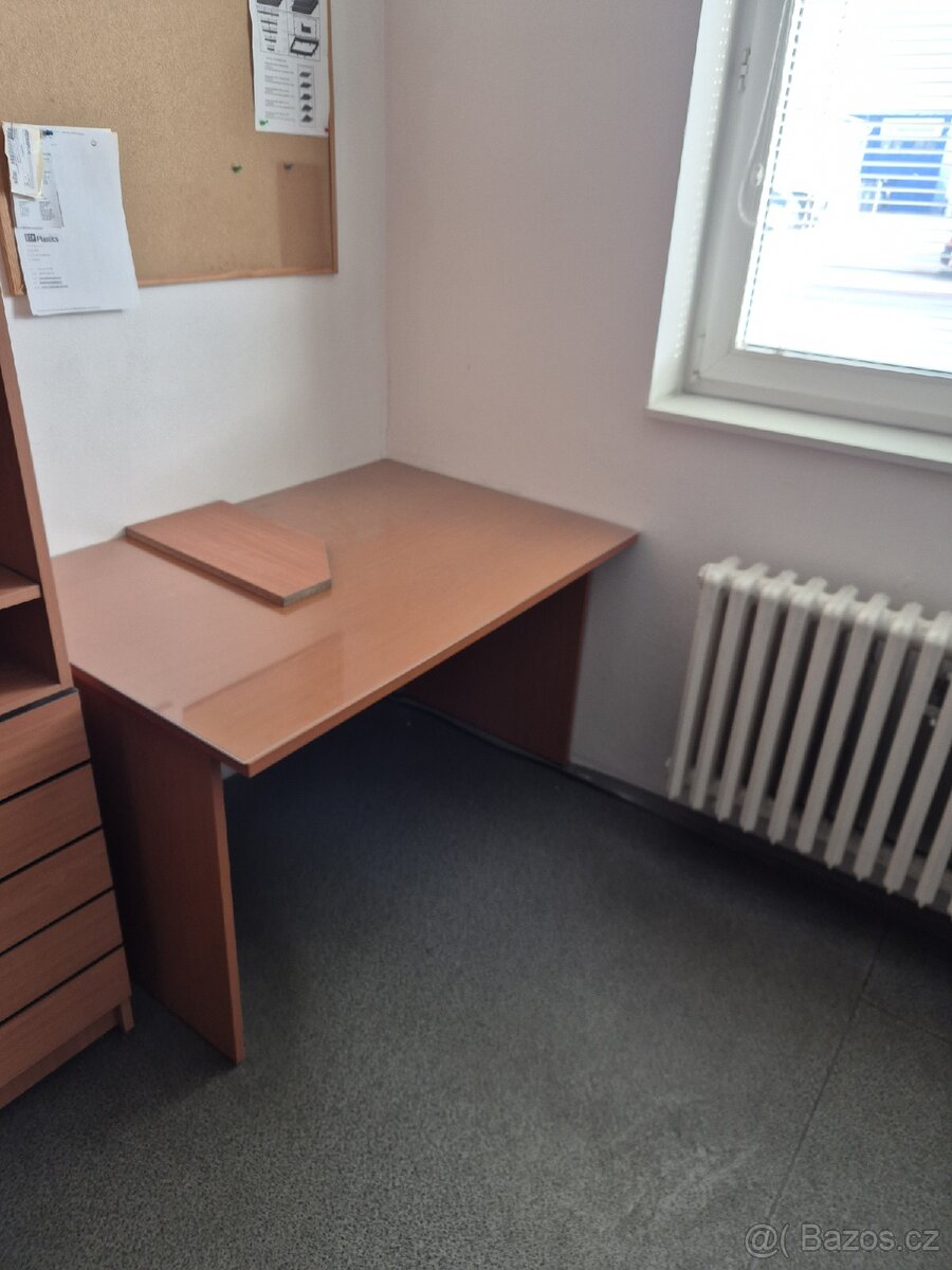 Kancelářský nabytek - 2