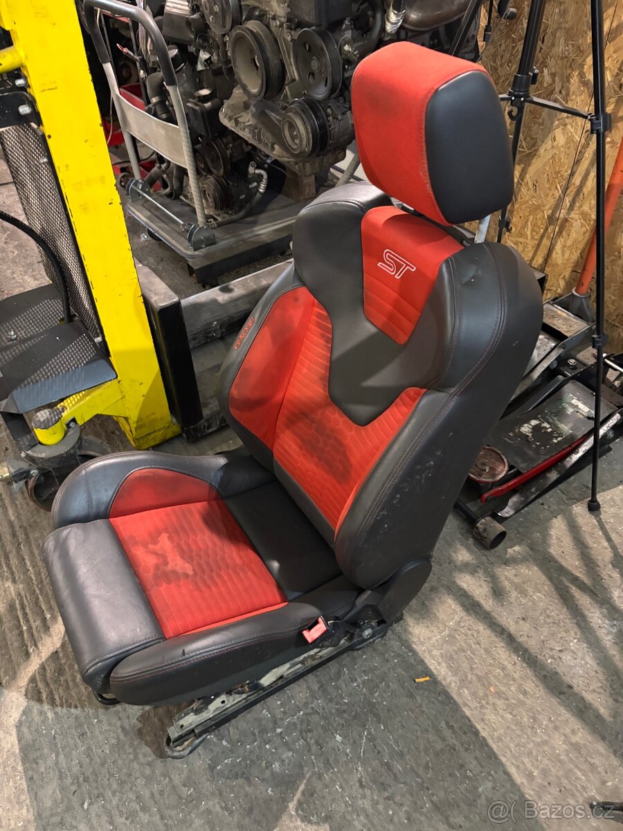 RECARO FORD ST - 2