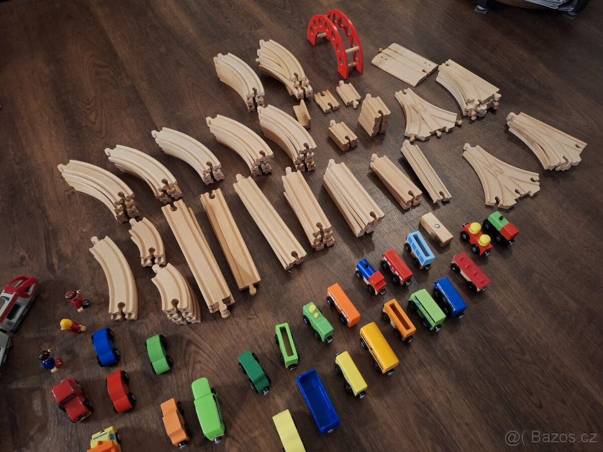 Dřevěné koleje s příslušenstvím - 2