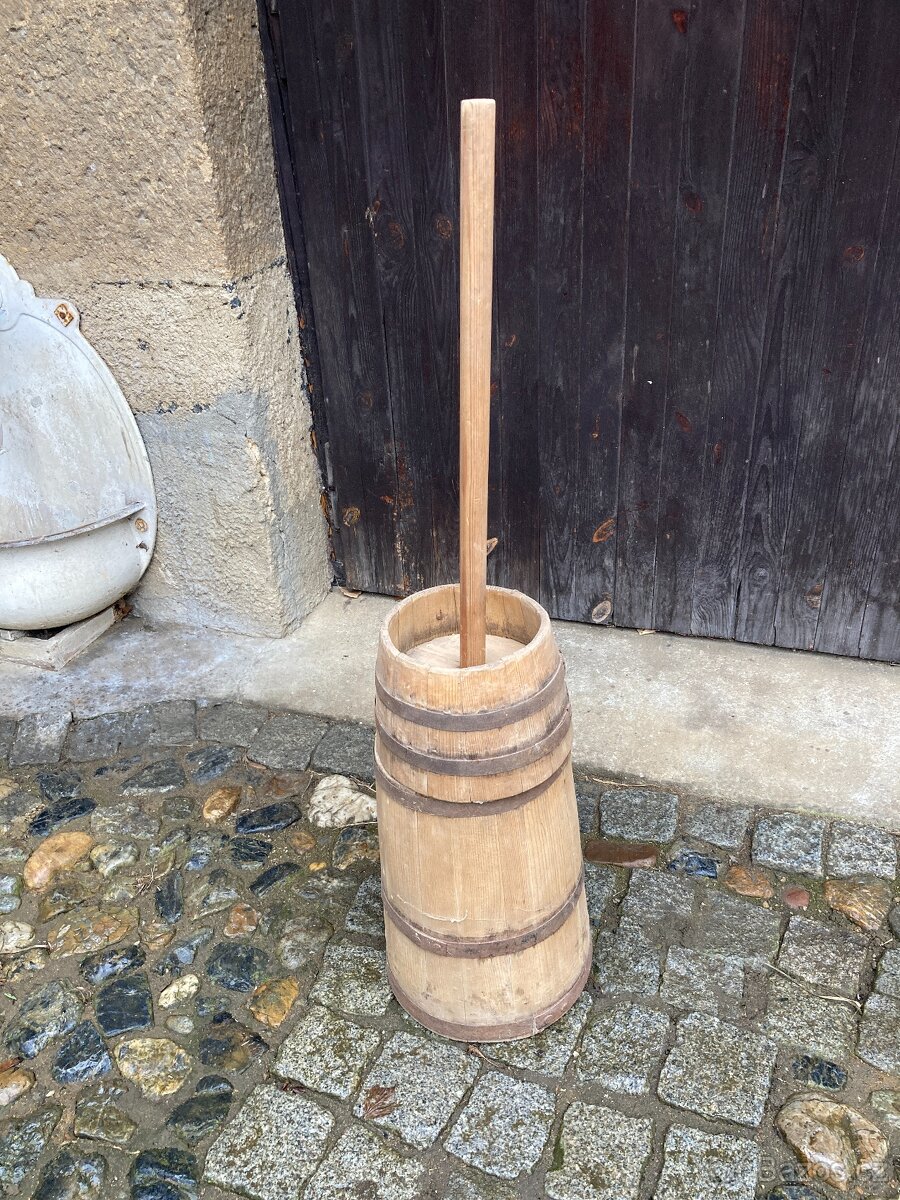 Máselnice z chalupy stloukadlo - 2