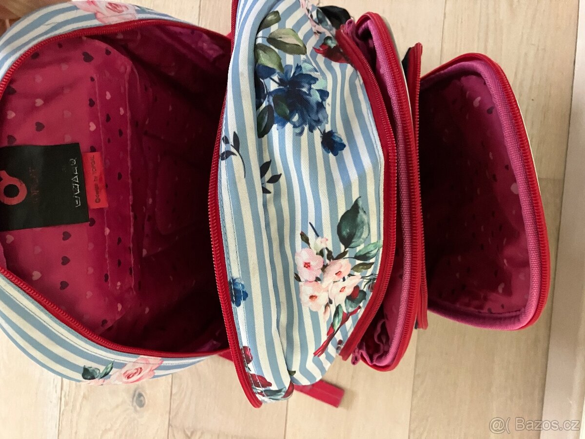 Prodám dívčí batoh Topgal - 2