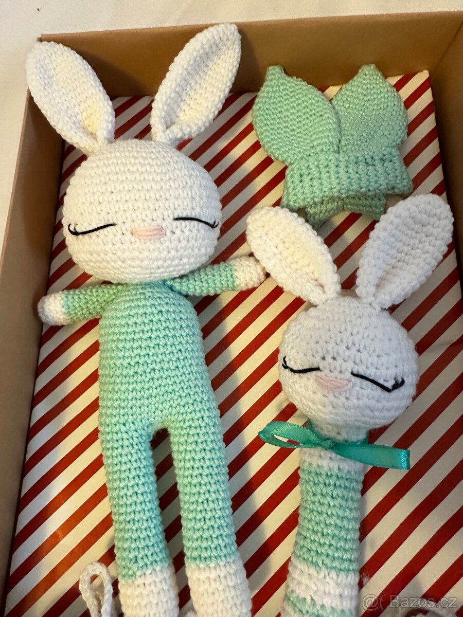 Ručně vyrobené hračky a botičky pro novorozence - 2