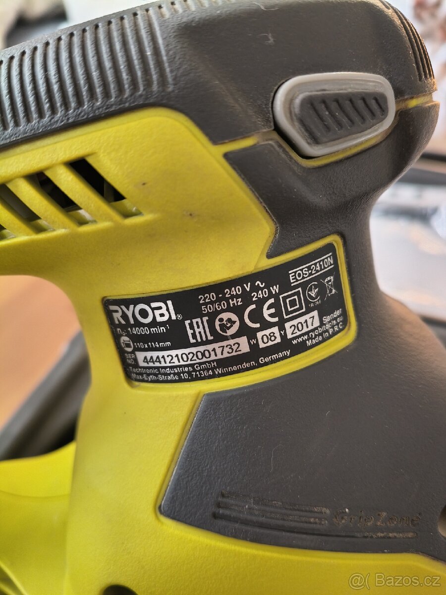 Vibrační bruska Ryobi EOS 2410 N s kufrem - 2