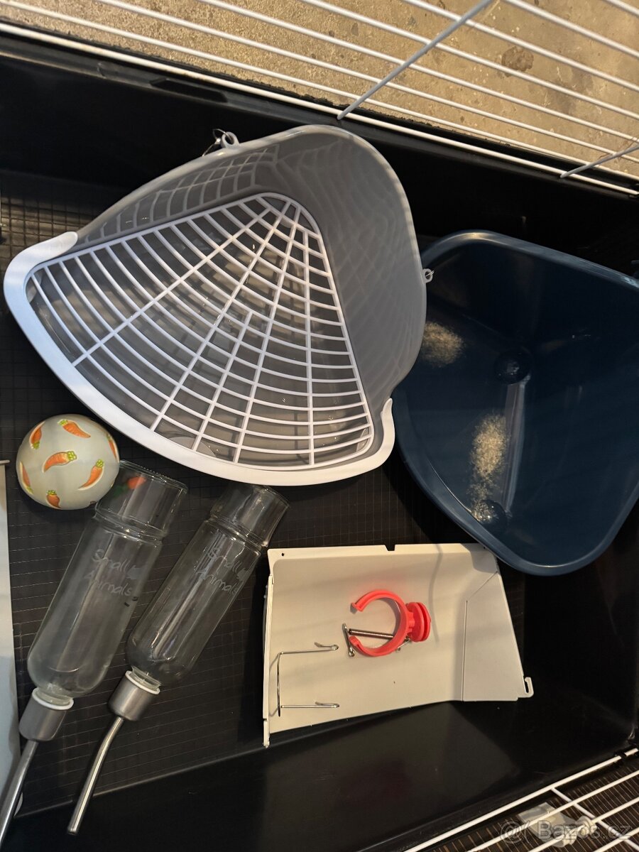 Klec a veškeré příslušenství - 2