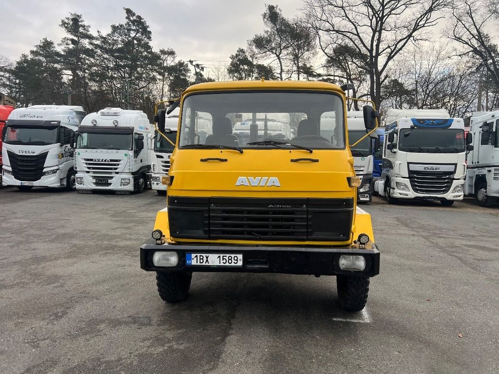 Avia A31 4X4 Nosič kontejnerů - 2