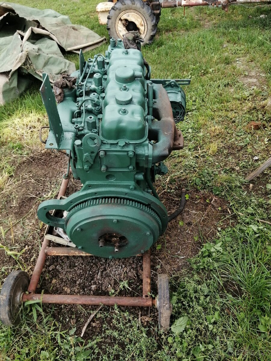 Prodám motor perkinc - 2
