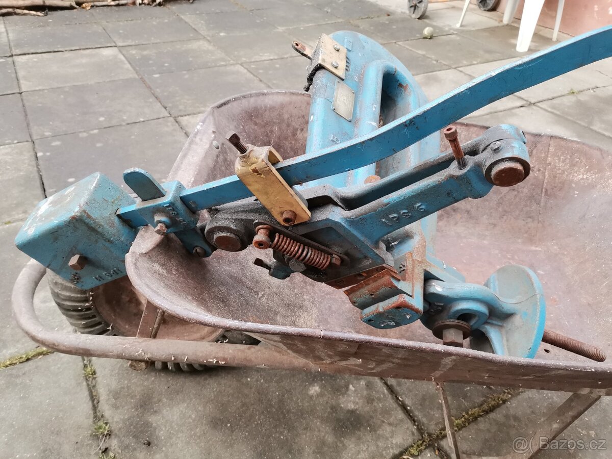 Pákové nůžky - 2