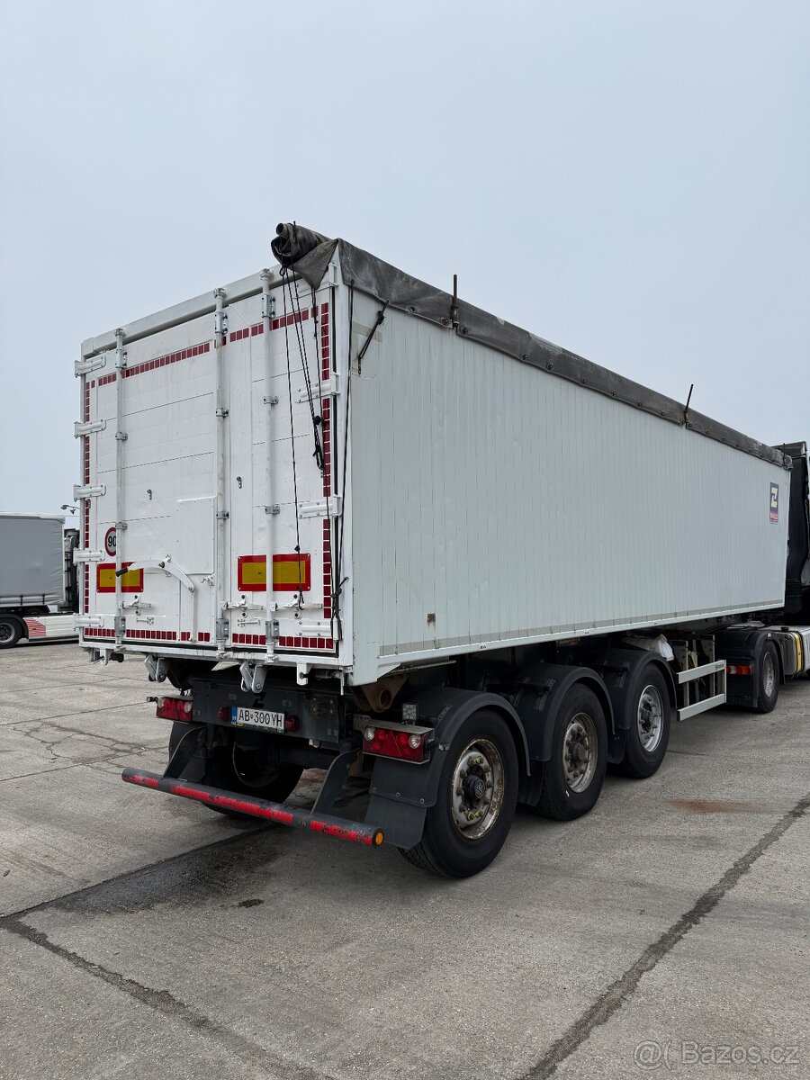 predám sklápací náves ZASLAW - 2